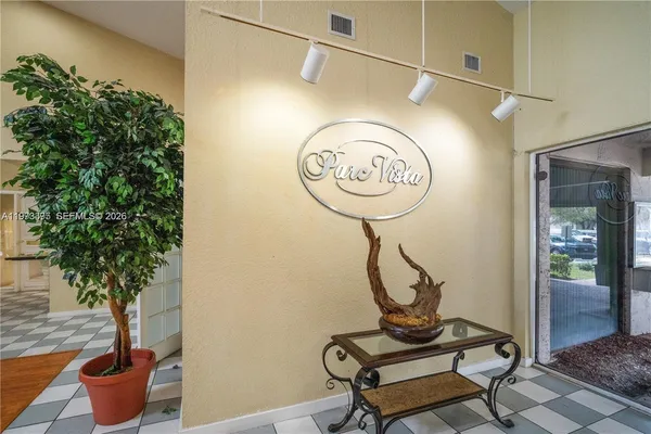 $2,100 | 9516 Southwest 140th Court, Unit 9516, Miami, FL 33186