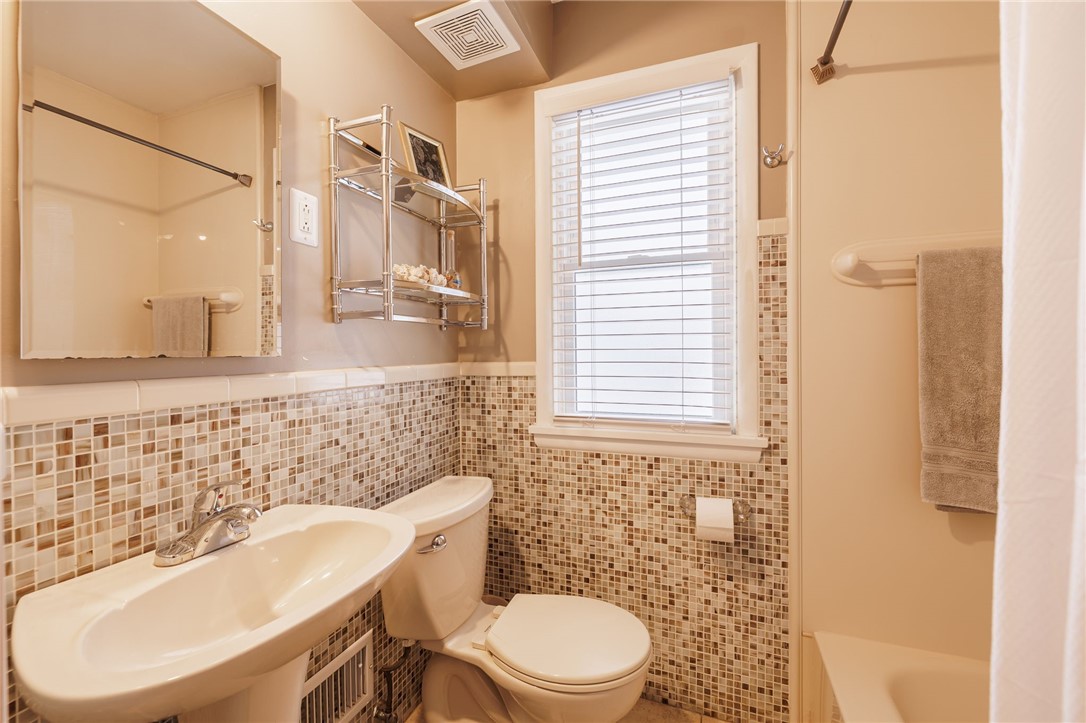 1572 Scribner Road Penfield, NY 14526 - Photo 23 of 32 Updated full bathroom.