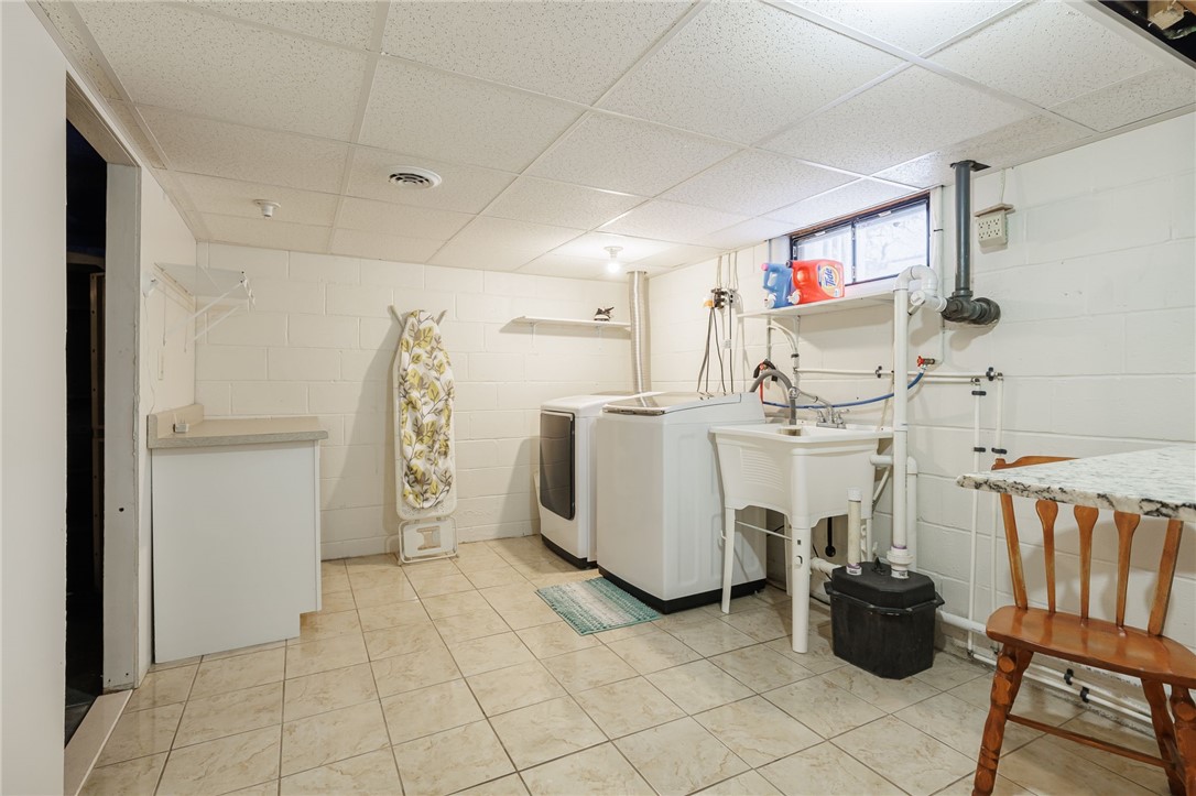 1572 Scribner Road Penfield, NY 14526 - Photo 28 of 32 Clean Laundry room. Washer & Dryer Negotiable.