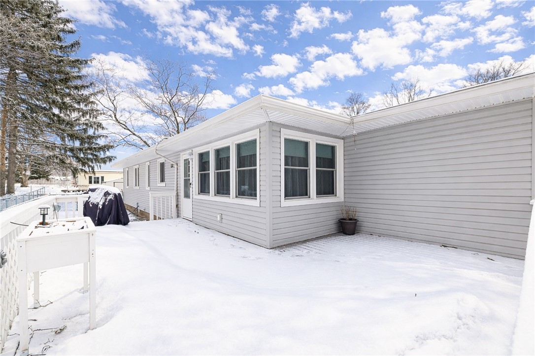 1572 Scribner Road Penfield, NY 14526 - Photo 30 of 32 Wrap around deck