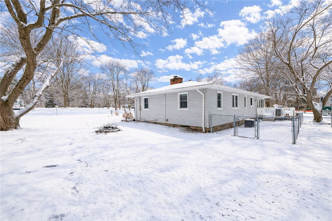 1572 Scribner Road Penfield, NY 14526 - Photo 31 of 32 Backyard shows the dog run. Property extends beyon