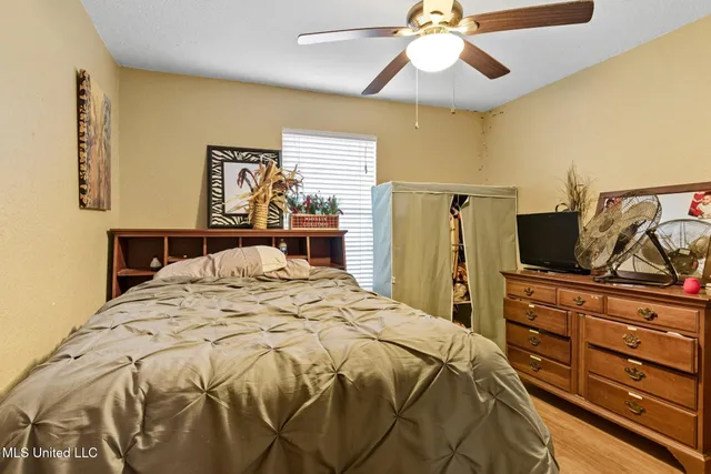 $121,500 | 6097 East Quitman Street, Bay St. Louis, MS 39520