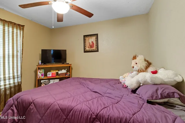 $121,500 | 6097 East Quitman Street, Bay St. Louis, MS 39520