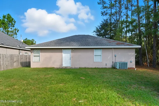 $121,500 | 6097 East Quitman Street, Bay St. Louis, MS 39520