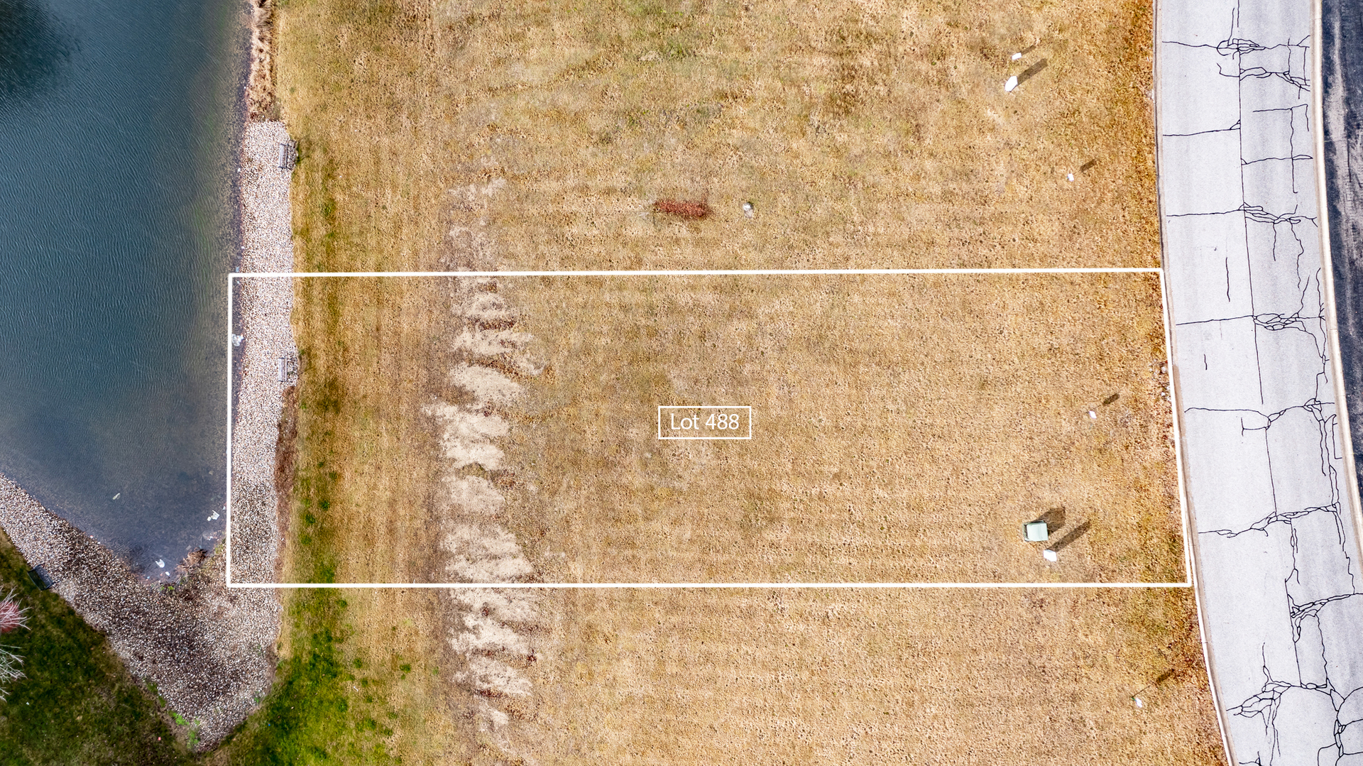 10460 Doubletree Drive South Winfield, IN 46307 - Photo 8 of 31 a bathroom with a shower