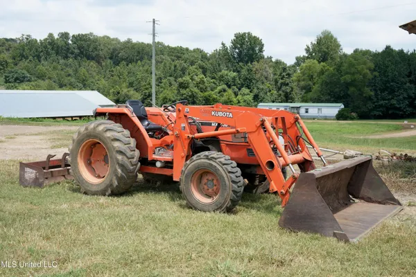 $983,000 | 10671 Ms-427, Carthage, MS 39051