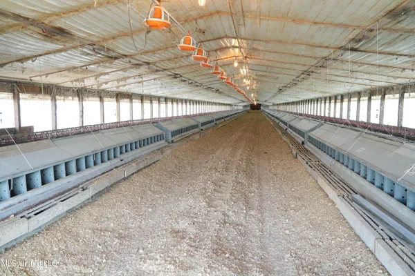 $983,000 | 10671 Ms-427, Carthage, MS 39051