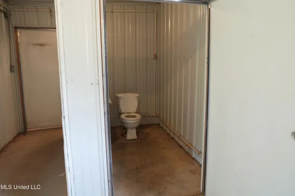 $983,000 | 10671 Ms-427, Carthage, MS 39051