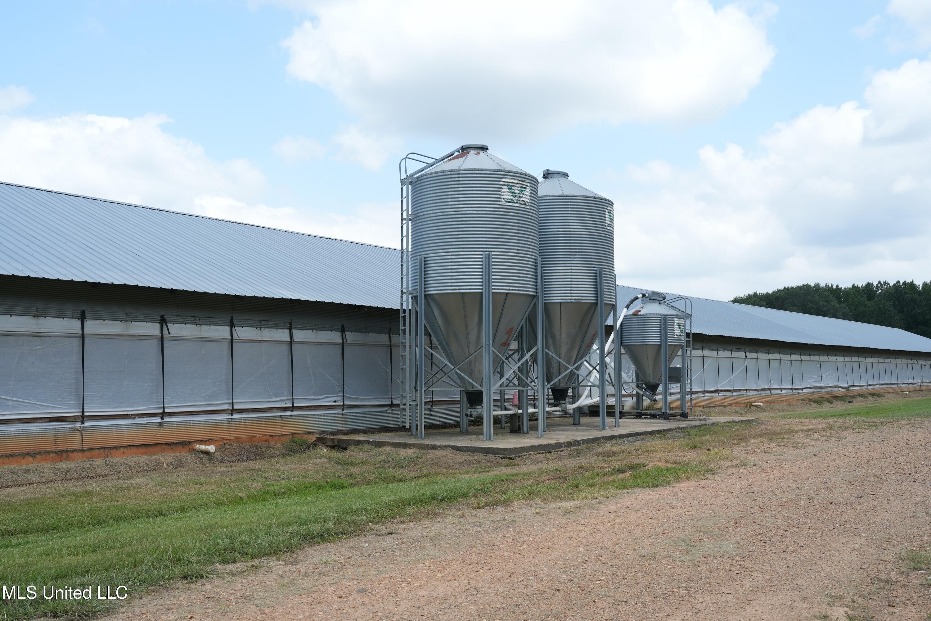 10671 Ms-427 Carthage, MS 39051 - Photo 30 of 49 DSC08871