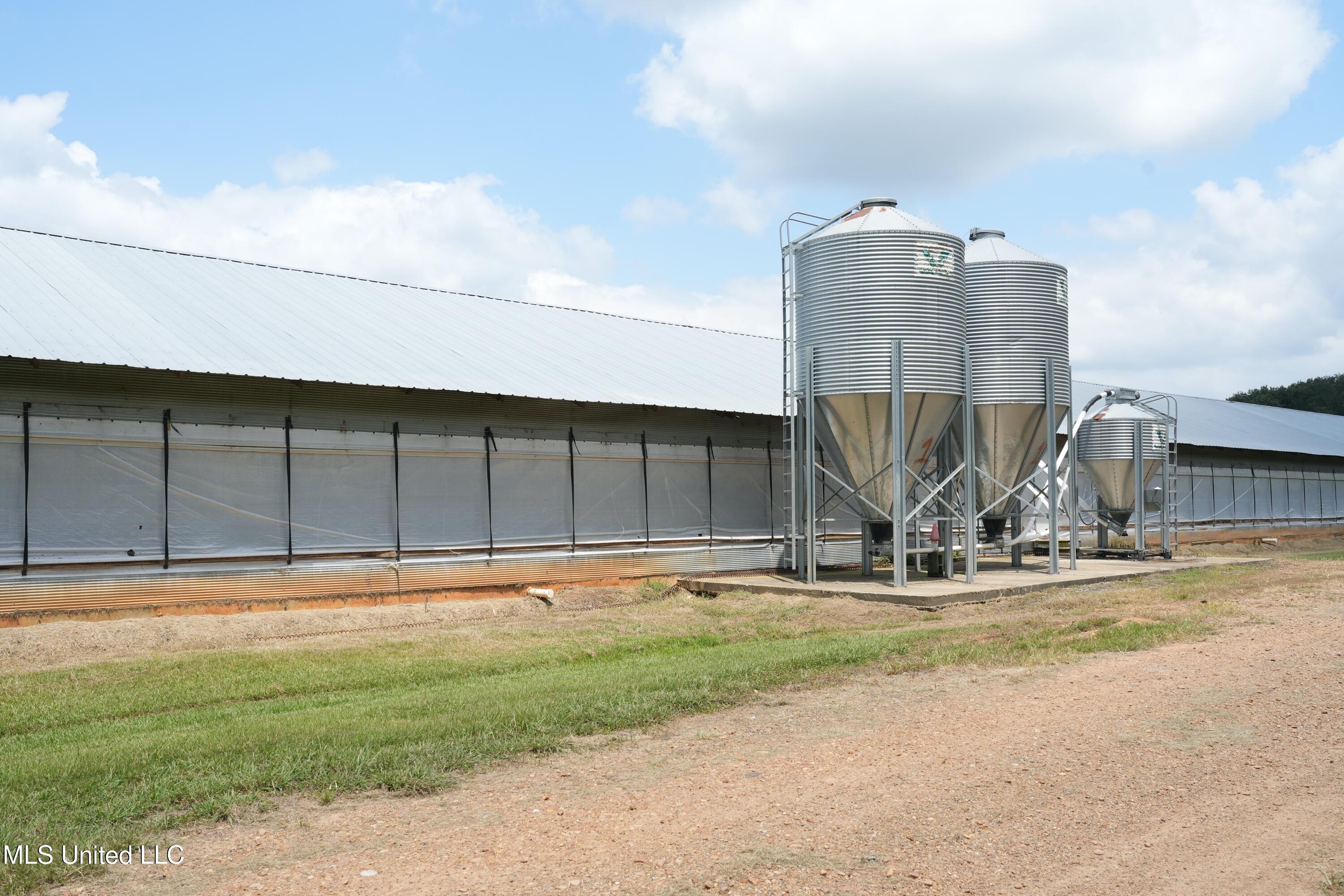 10671 Ms-427 Carthage, MS 39051 - Photo 32 of 49 DSC08873