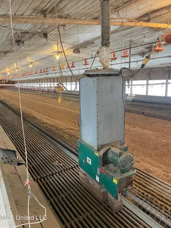 $983,000 | 10671 Ms-427, Carthage, MS 39051