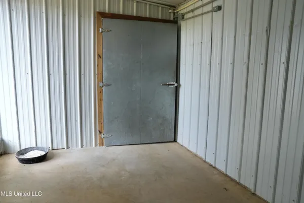 $983,000 | 10671 Ms-427, Carthage, MS 39051