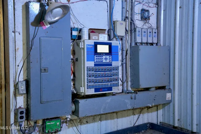 $983,000 | 10671 Ms-427, Carthage, MS 39051