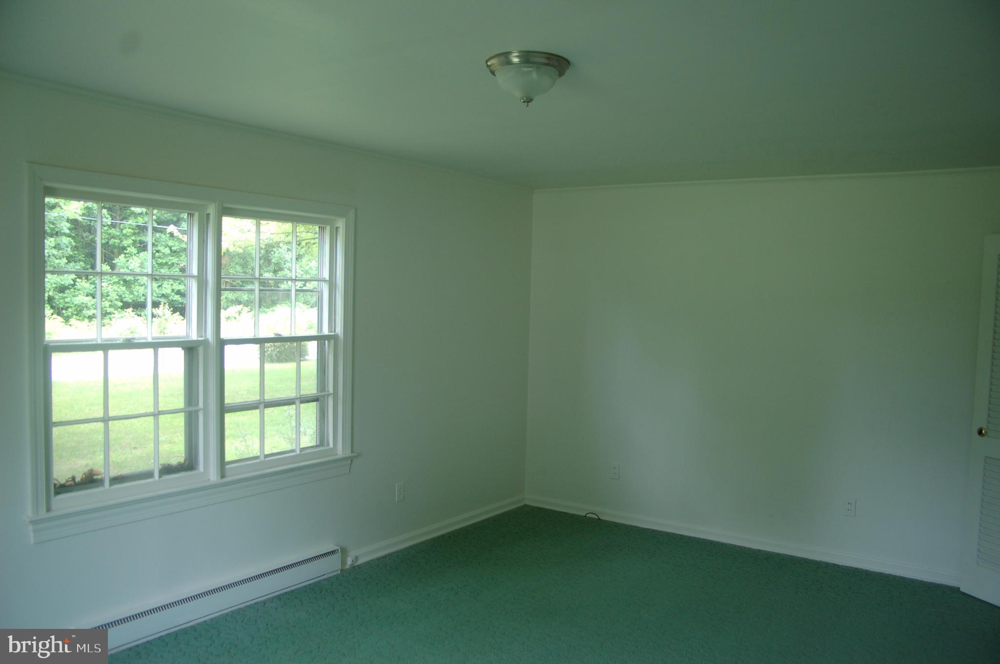 9085 Dahlgren Road King George, VA 22485 - Photo 17 of 28 Bedroom (Master)