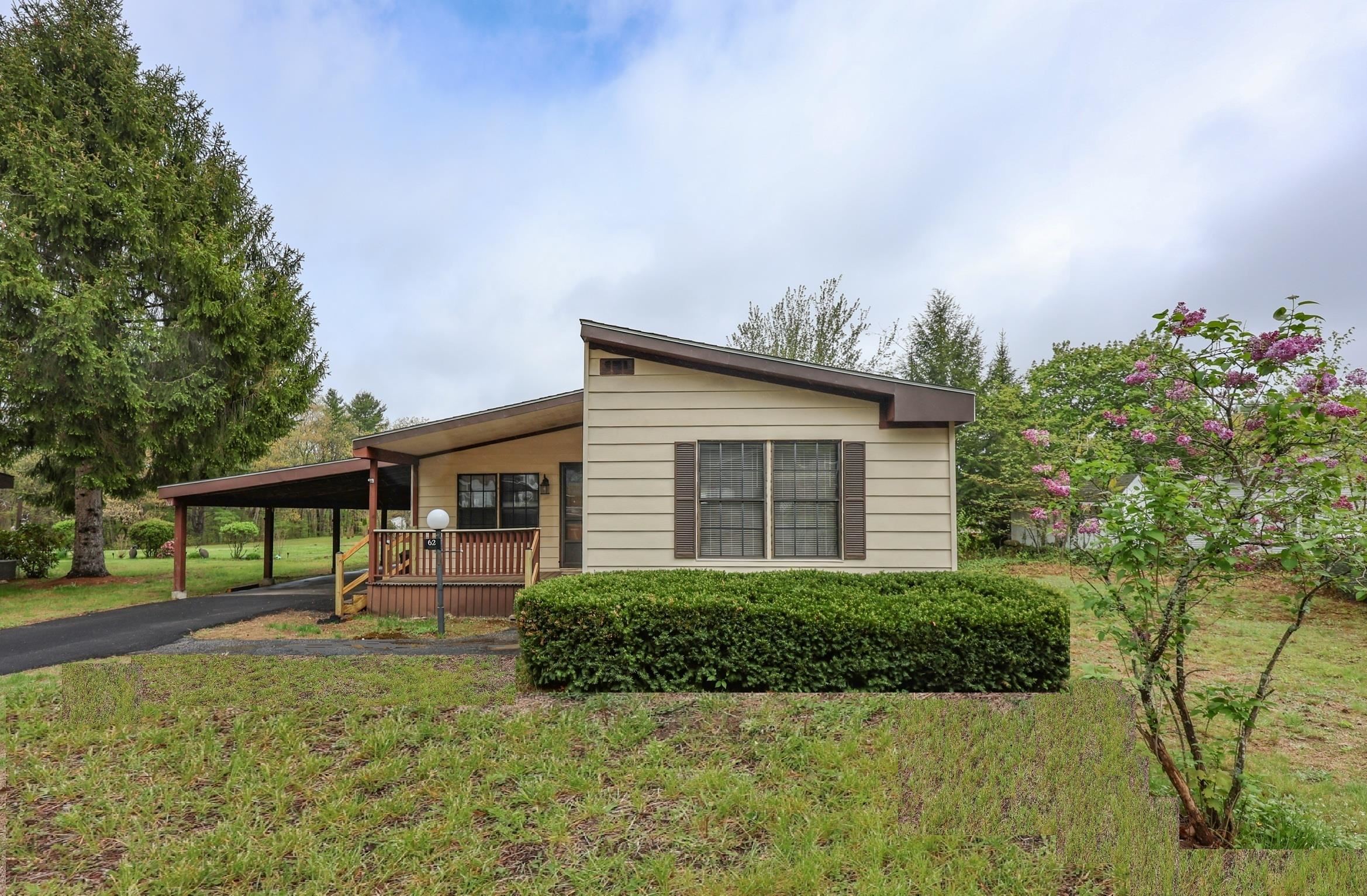 62 Roger Road Goffstown, NH 03045 - Photo 1 of 28