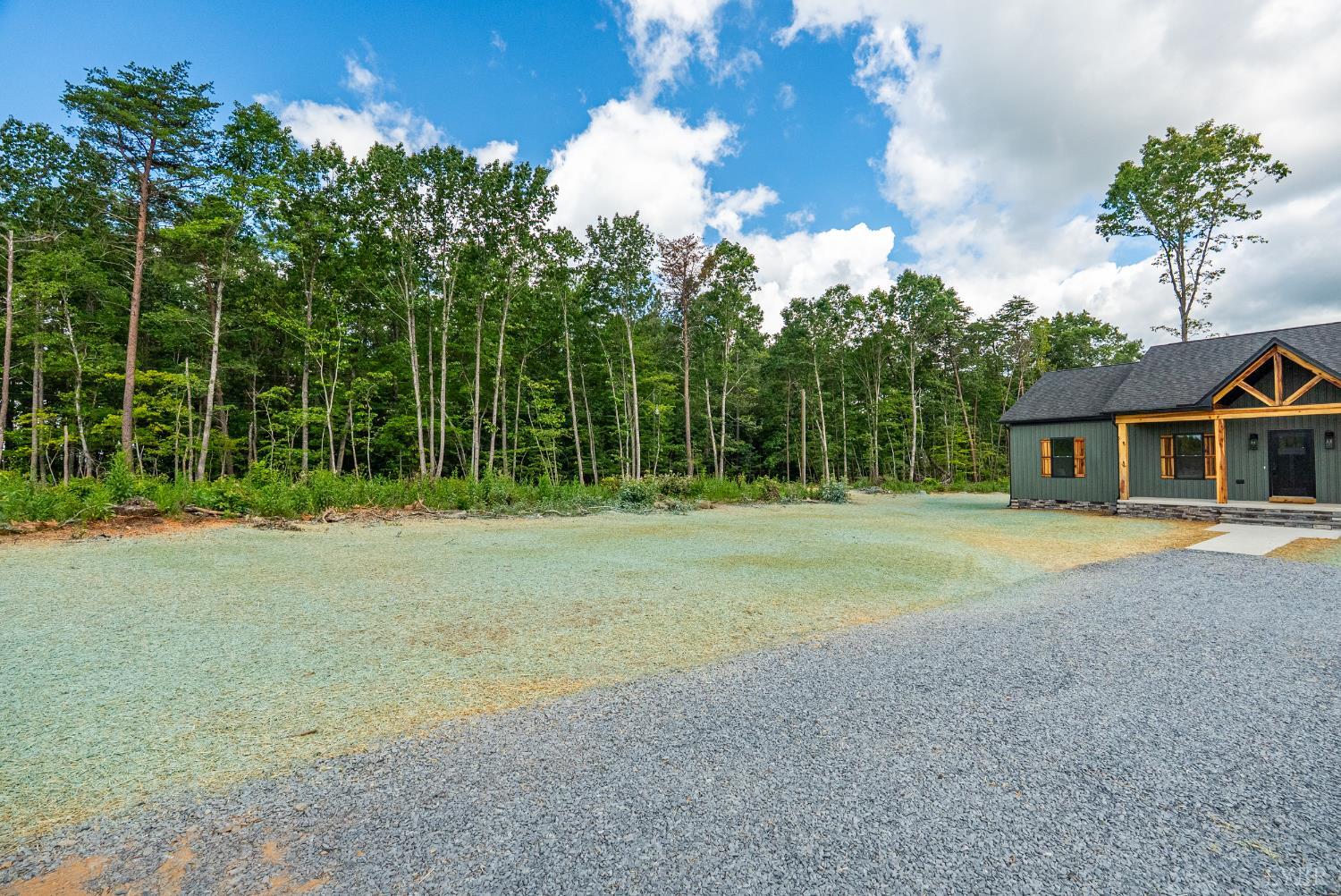 2729 Copper Mine Road Arvonia, VA 23004 - Photo 33 of 36 Gallery Image 33