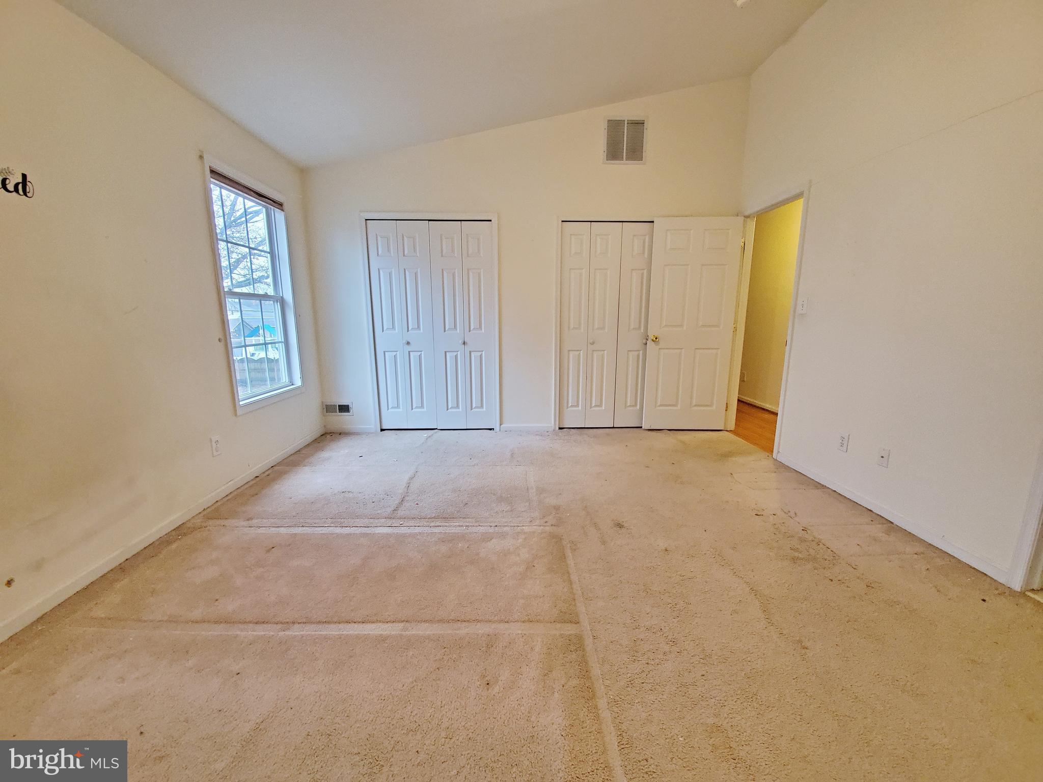 125 Heulings Avenue Riverside, NJ 08075 - Photo 13 of 24 Master Bedroom