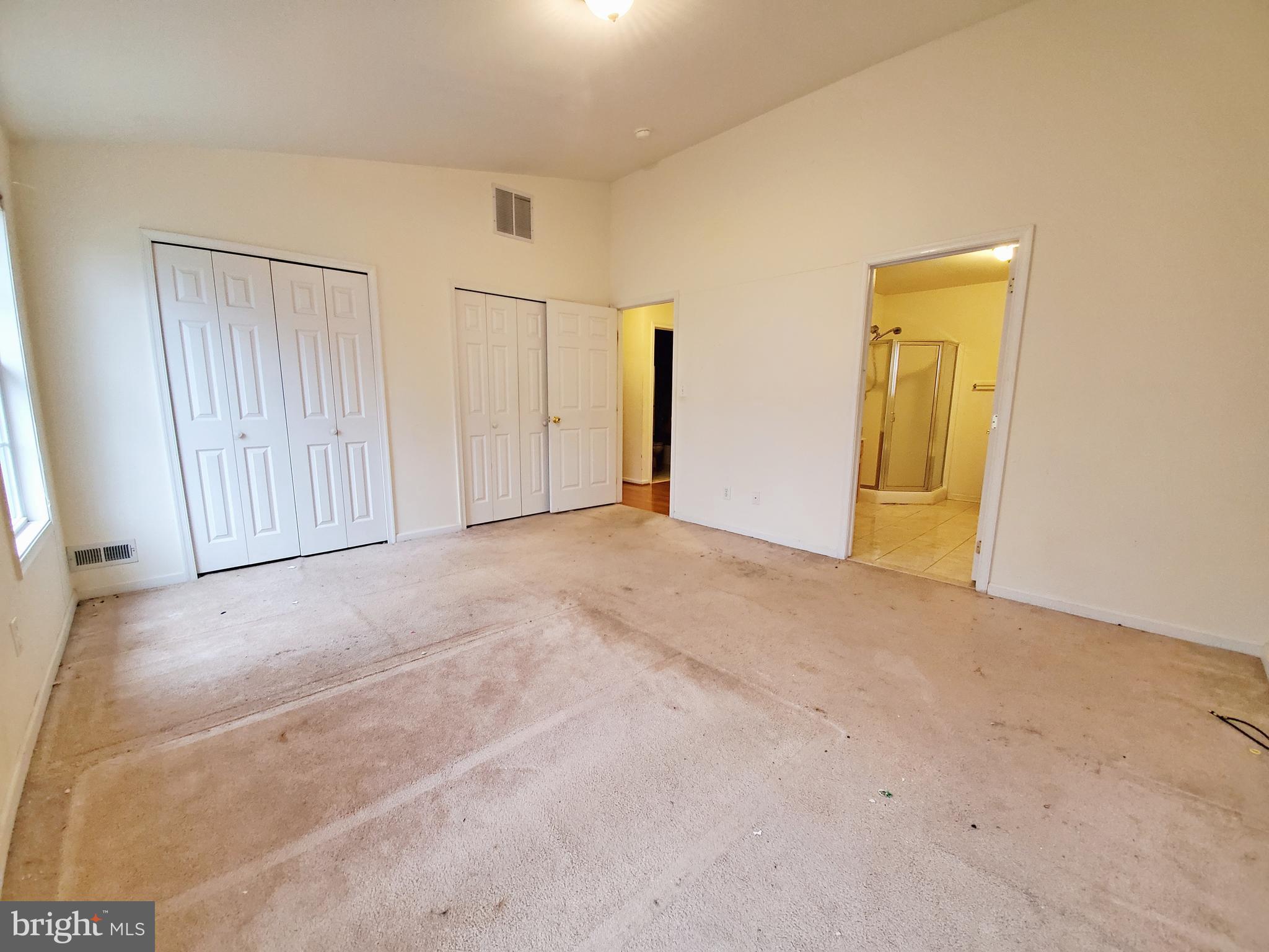 125 Heulings Avenue Riverside, NJ 08075 - Photo 14 of 24 Master Bedroom