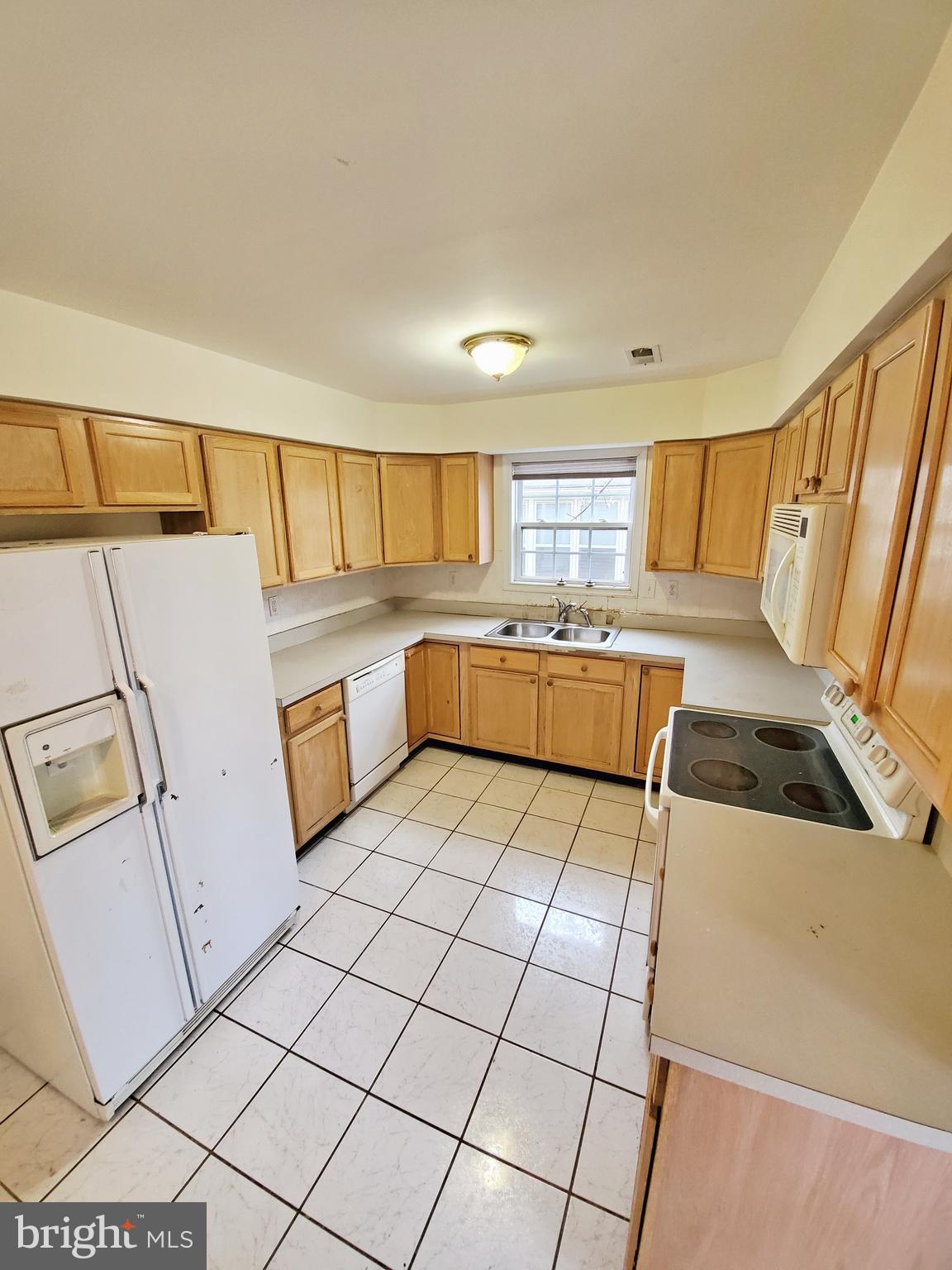 125 Heulings Avenue Riverside, NJ 08075 - Photo 8 of 24 Kitchen