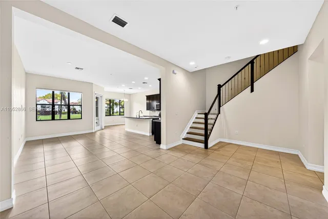 $639,000 | 11616 Southwest 13th Lane, Pembroke Pines, FL 33025