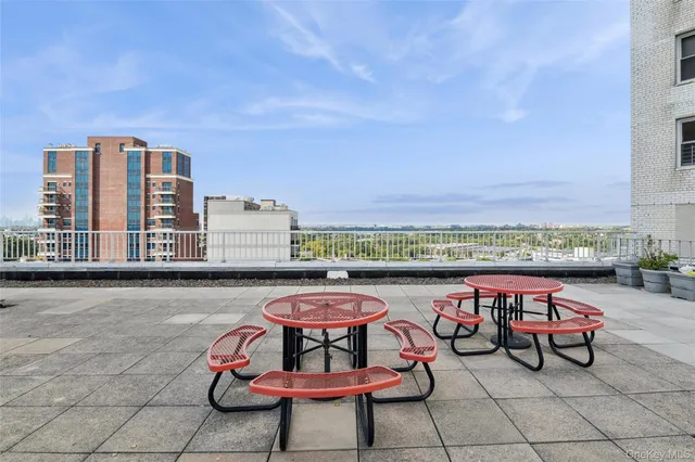 $320,000 | 125-10 Queens Boulevard, Unit 2404 | Kew Gardens