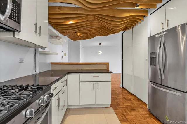 $320,000 | 125-10 Queens Boulevard, Unit 2404 | Kew Gardens