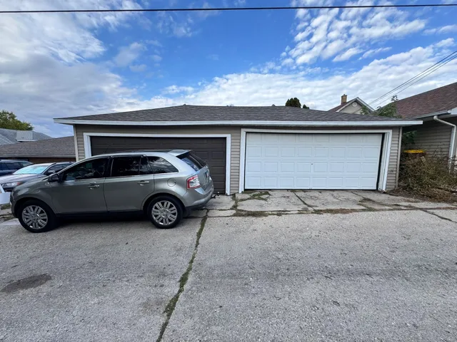 $284,900 | 2225 Broadway, Rockford, IL 61104