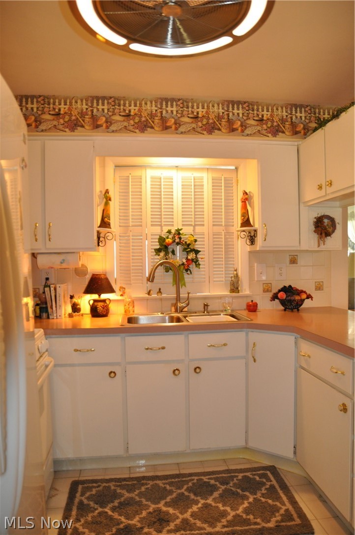 136 Mistletoe Road Niles, OH 44446 - Photo 6 of 27 Gallery Image 6