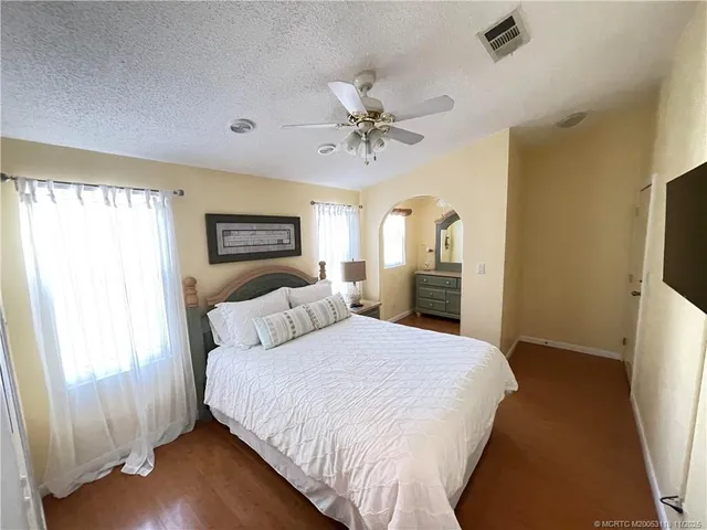 a view of walk in closet