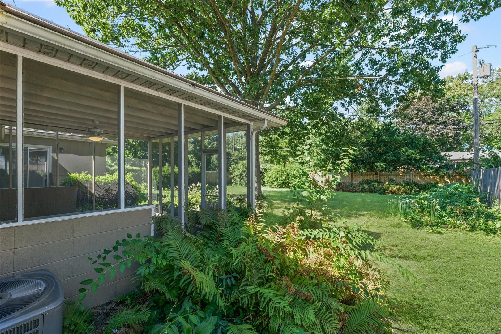 809 South Victor Street Champaign, IL 61821 - Photo 29 of 32 Gallery Image 29