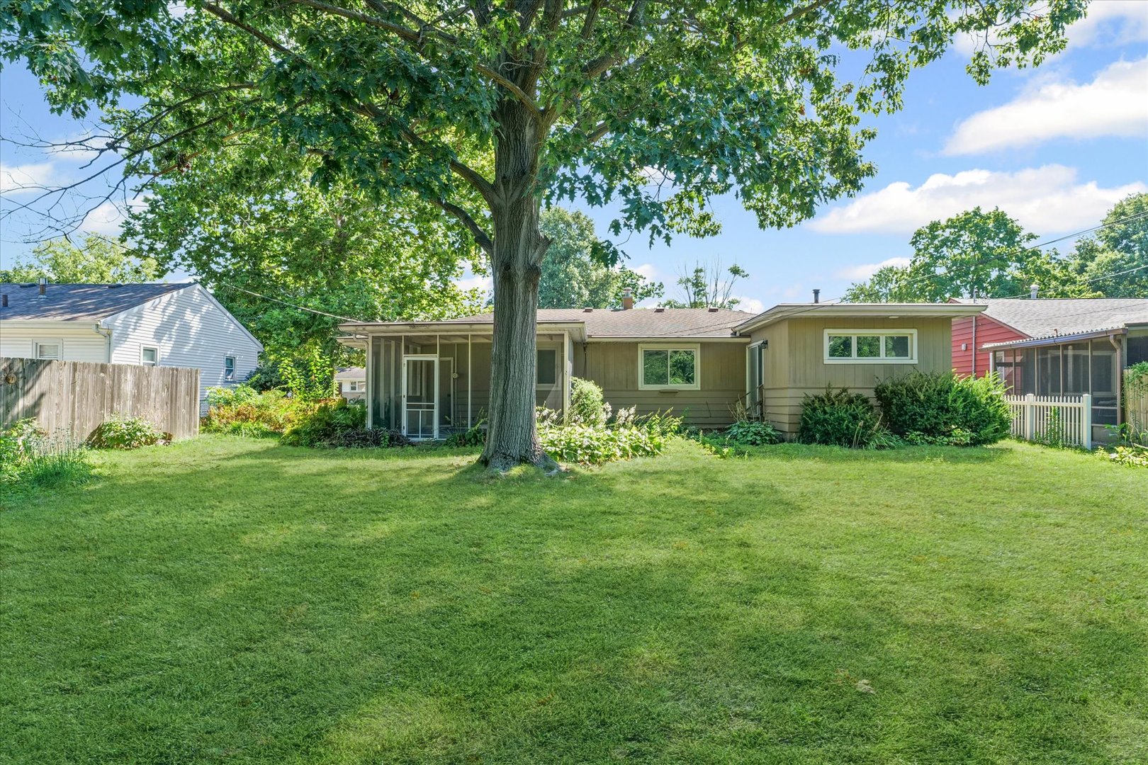 809 South Victor Street Champaign, IL 61821 - Photo 31 of 32 Gallery Image 31