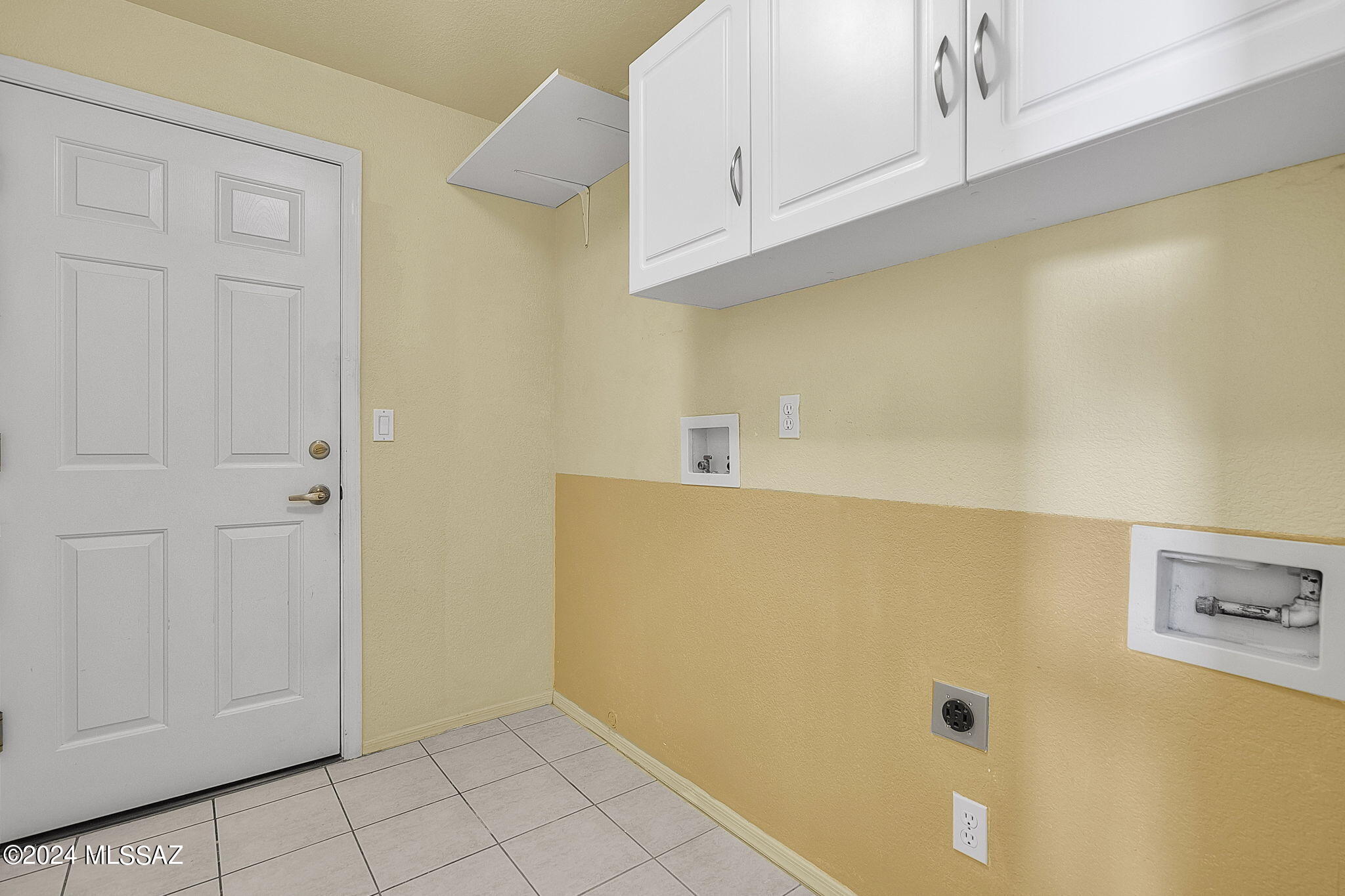 106 Mesa Court Rio Rico, AZ 85648 - Photo 10 of 38