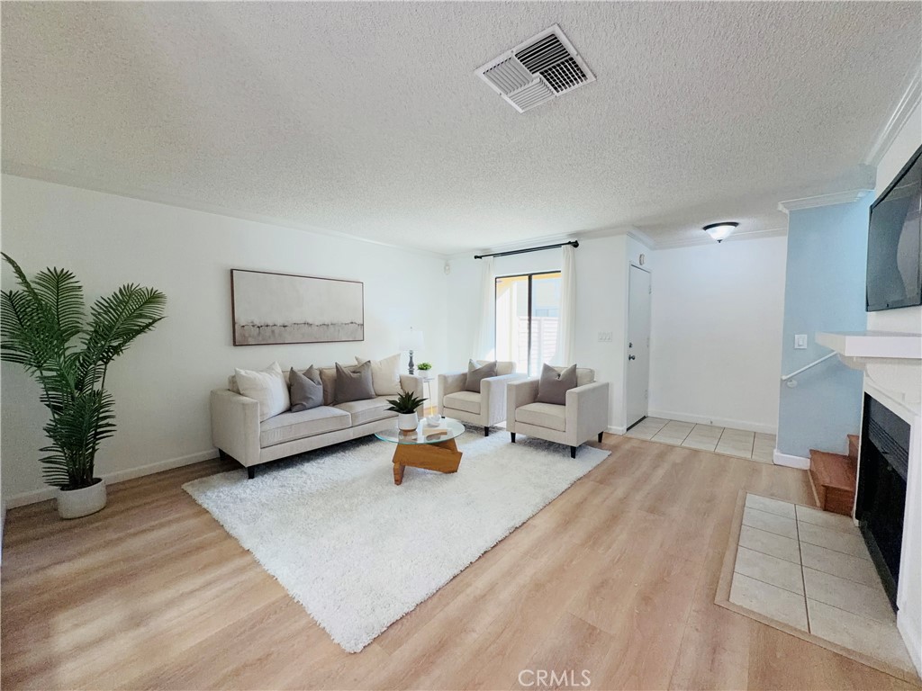 1044 Kent Street San Dimas, CA 91773 - Photo 3 of 21
