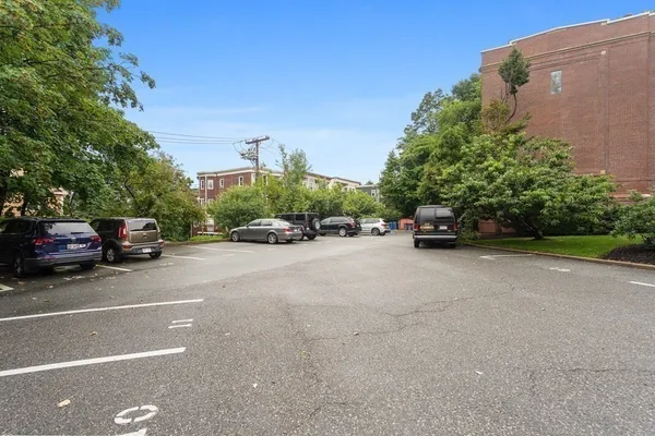 $3,300 | 841 Parker Street, Unit 202, Boston, MA 02120