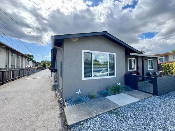 $1,999,000 | 2831 Soscol Avenue, Napa, CA 94558