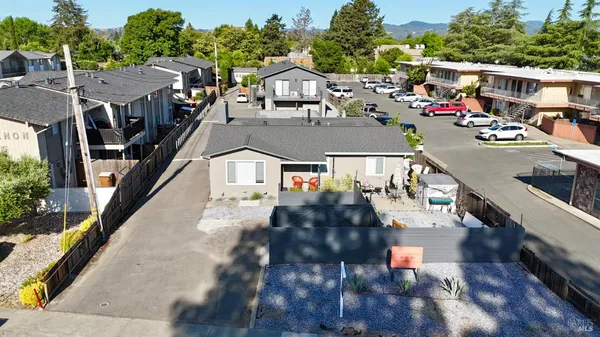 $1,999,000 | 2831 Soscol Avenue, Napa, CA 94558