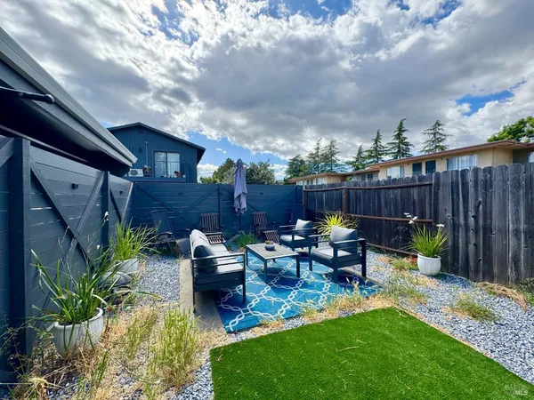 $1,999,000 | 2831 Soscol Avenue, Napa, CA 94558