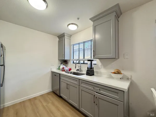 $1,999,000 | 2831 Soscol Avenue, Napa, CA 94558