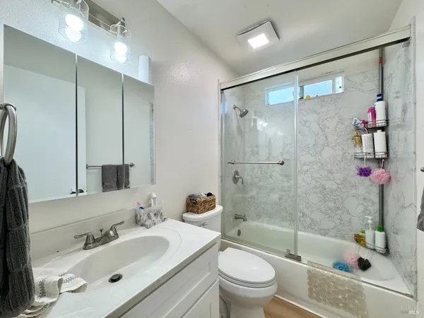 $1,999,000 | 2831 Soscol Avenue, Napa, CA 94558