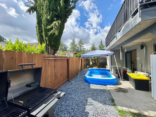 $1,999,000 | 2831 Soscol Avenue, Napa, CA 94558