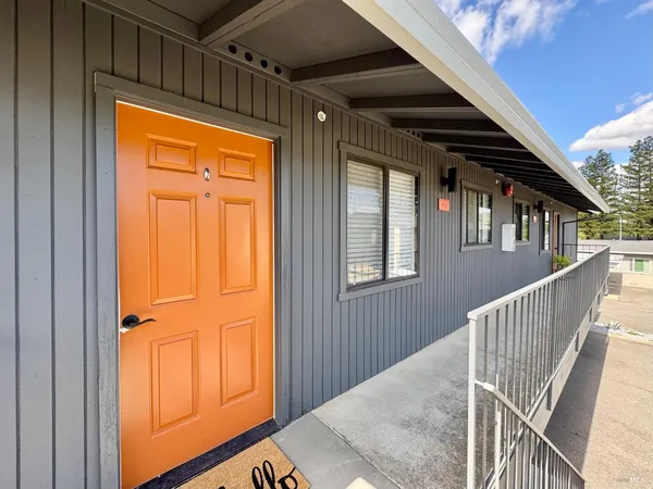 $1,999,000 | 2831 Soscol Avenue, Napa, CA 94558