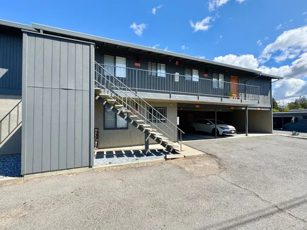 $1,999,000 | 2831 Soscol Avenue, Napa, CA 94558