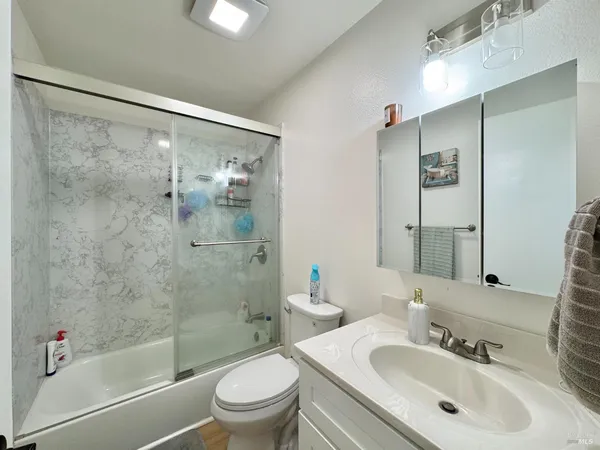 $1,999,000 | 2831 Soscol Avenue, Napa, CA 94558