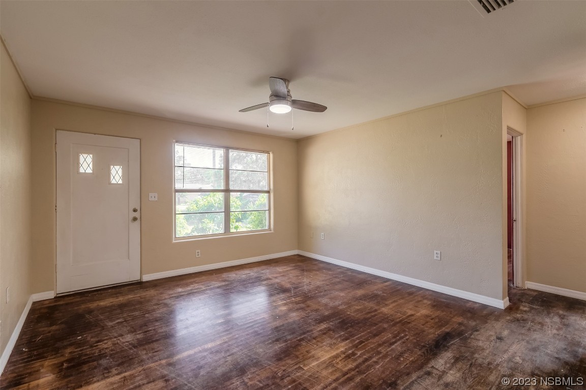 209 Pine Avenue Edgewater, FL 32141 - Photo 6 of 34