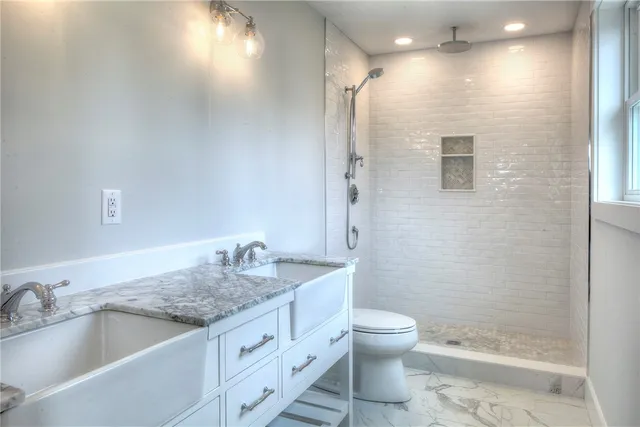 $1,275,000 | 45 Corys Court, Portsmouth, RI 02871