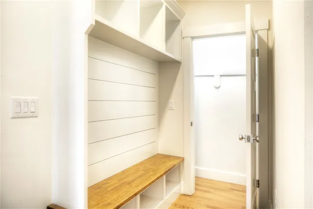 $1,275,000 | 45 Corys Court, Portsmouth, RI 02871