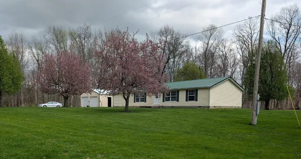 $214,000 | 5032 Nell Lee Road, Bennington, IN 47011