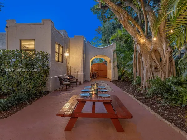 $1,275,000 | 144 Northeast 91st Street, Miami Shores, FL 33138