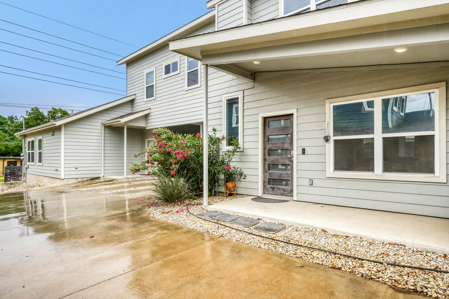 1134 Chicon Street, Unit B Austin, TX 78702 - Photo 2 of 17