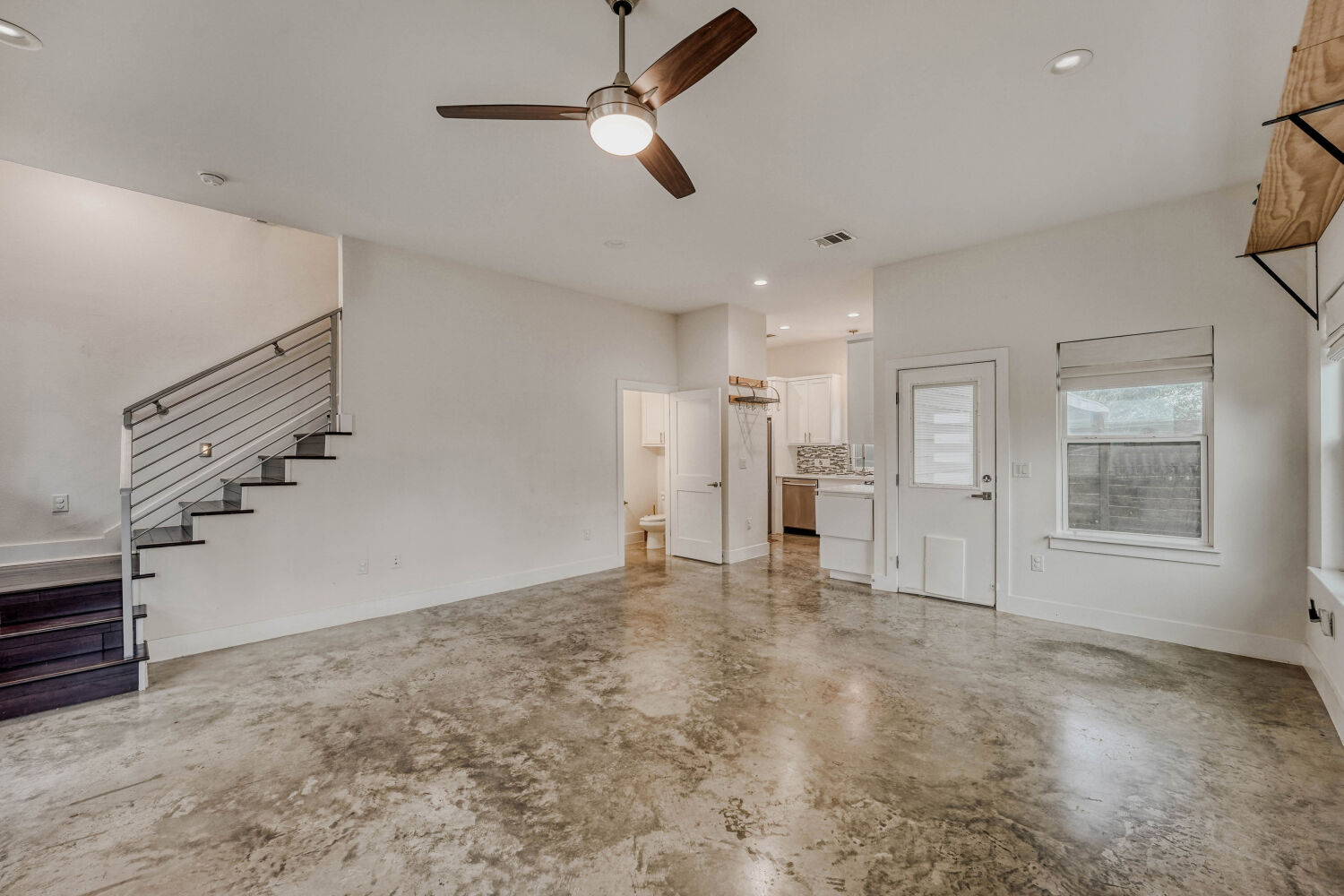 1134 Chicon Street, Unit B Austin, TX 78702 - Photo 3 of 17